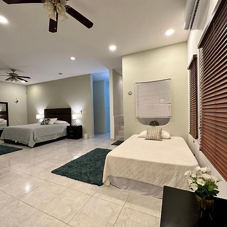 Casa Sasha'S Mini Palace Cancun Bagian luar foto