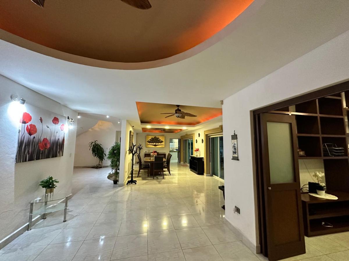 Casa Sasha'S Mini Palace Cancun Bagian luar foto
