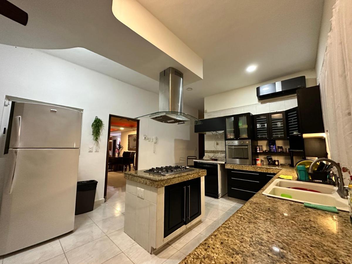 Casa Sasha'S Mini Palace Cancun Bagian luar foto