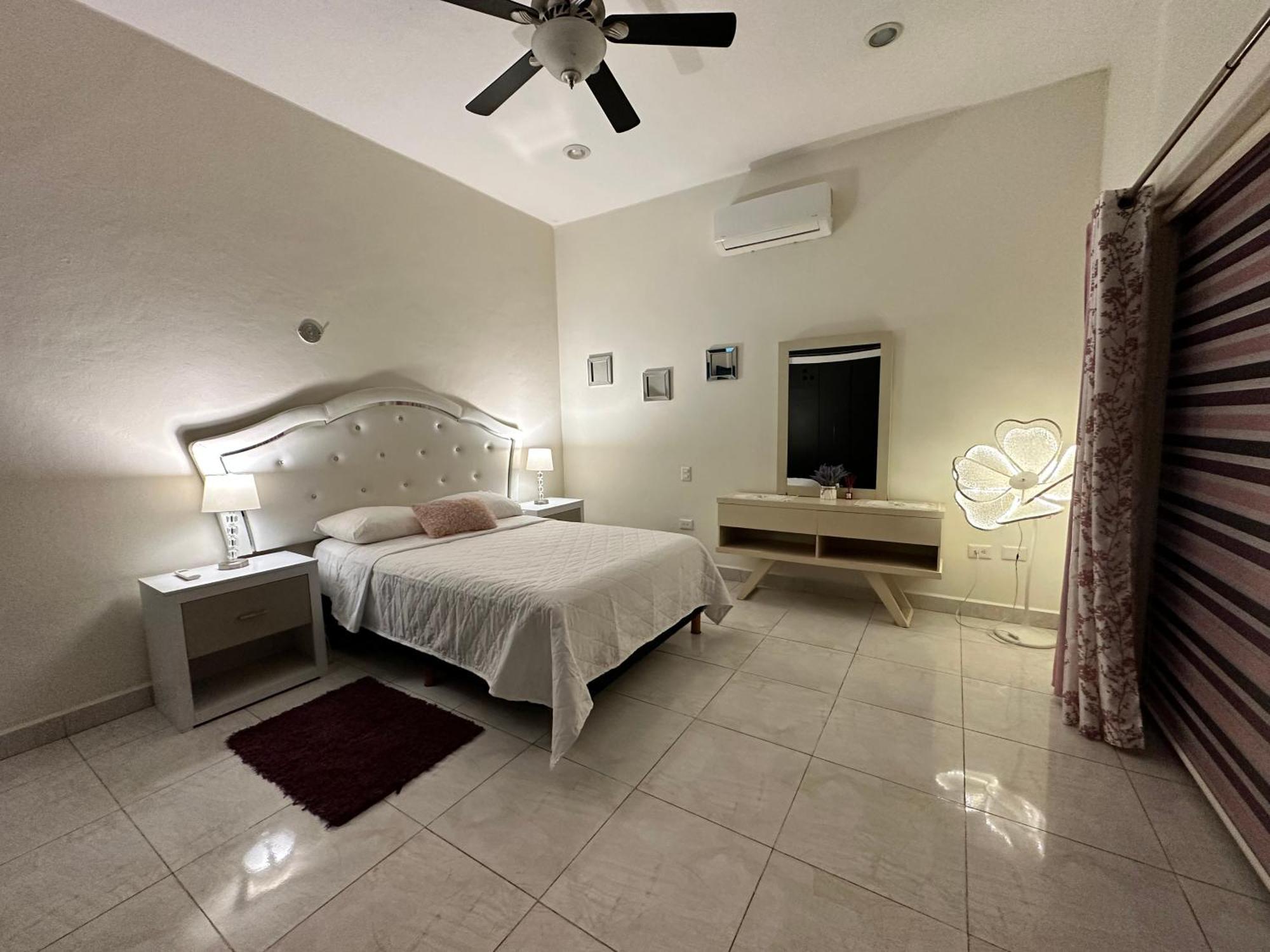Casa Sasha'S Mini Palace Cancun Bagian luar foto