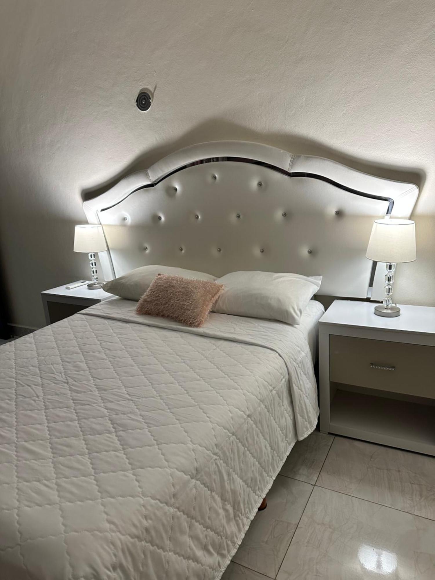 Casa Sasha'S Mini Palace Cancun Bagian luar foto
